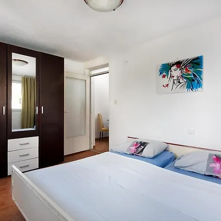 Tatiana-murter-centar Apartment